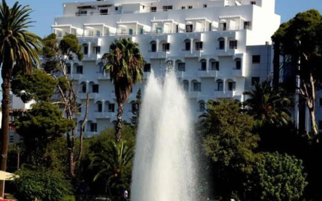 Ambassadeurs Hôtel
