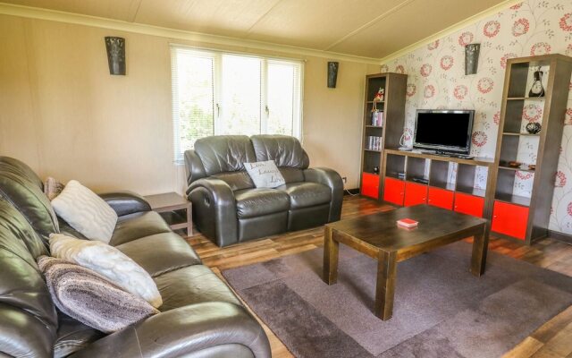Quakerfield Lodge