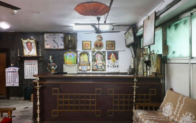 SPOT ON 41141 Hotel Sri Ram Nallamani