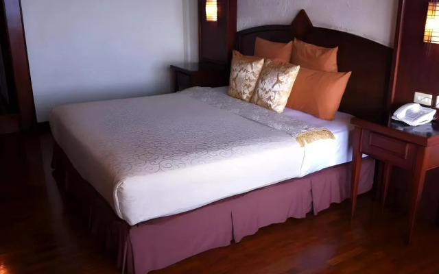 The Valley Resort Hotel