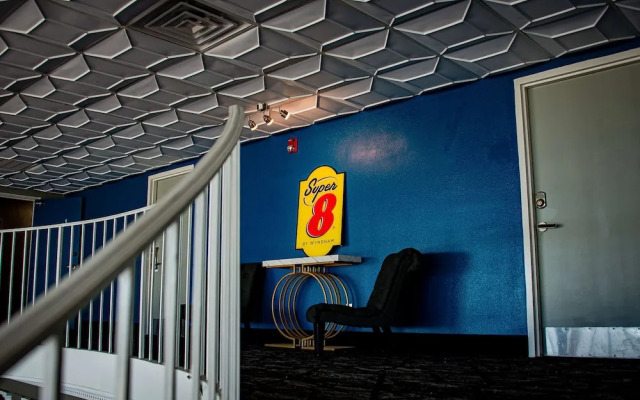 Biloxi Beach Hotel