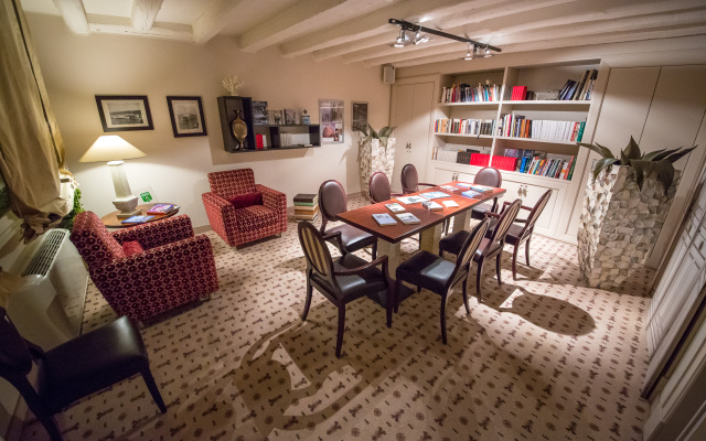 Victoria Hotel Letterario