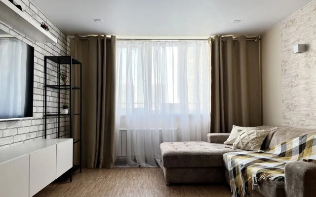 Династия на ул. Весны, 25