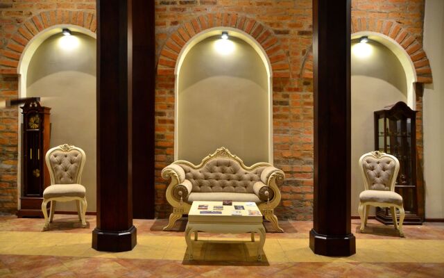 Flore Hotel Boutique