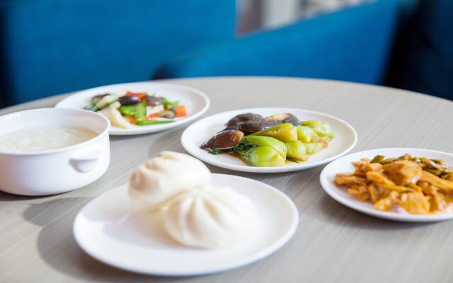Holiday Inn Express Chifeng Hongshan by IHG