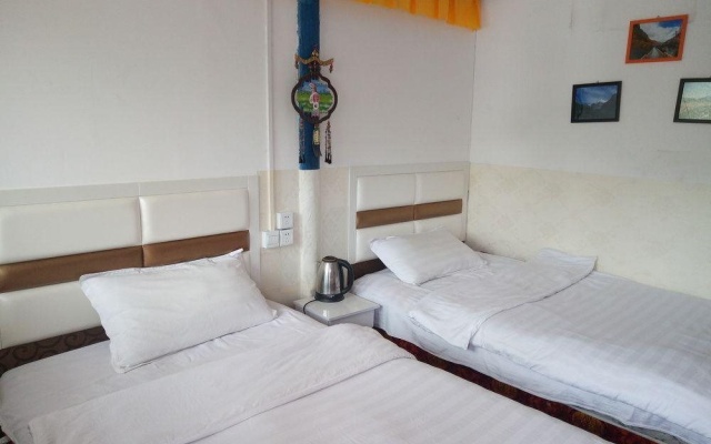 Zhi Shang Hua Ka Holiday Hotel – Guest Rooms – Kangding