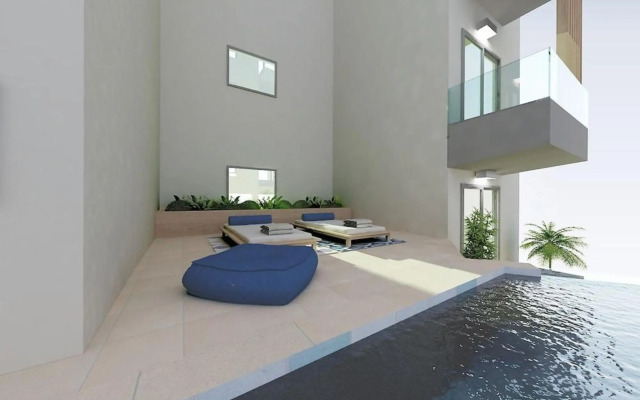 The City Hotel & Suites