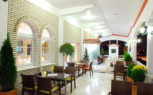 Hotel Strass