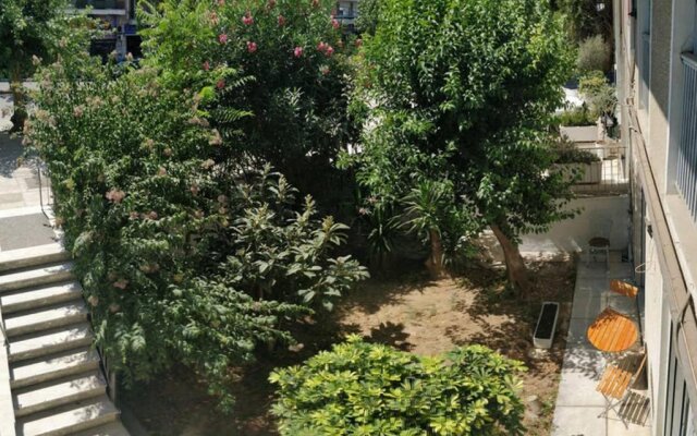 Ilisos garden apartment