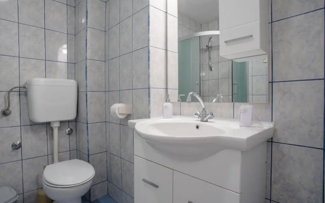 Main street apartment Mostar