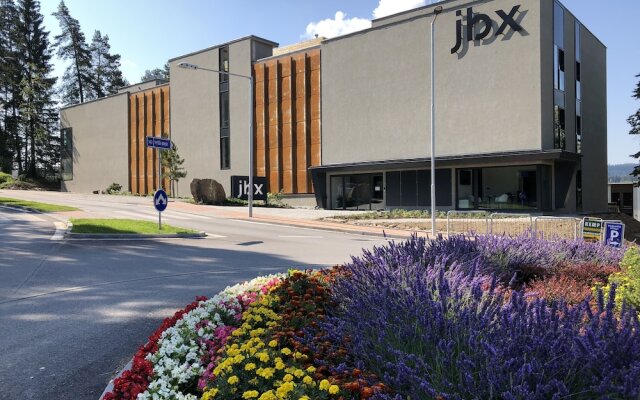 JBX Resort Apartments Lipno