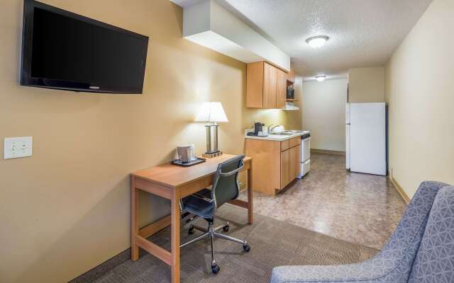 Clarion Hotel & Suites Fairbanks near Ft. Wainwright