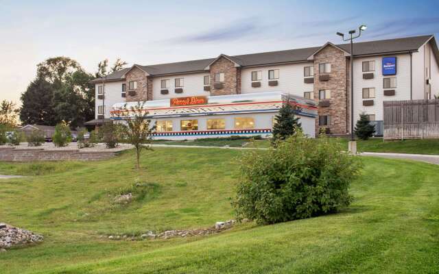 Baymont by Wyndham Glenwood