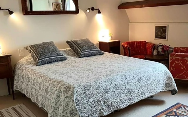 Chambres d'Hôtes "Les Pins"