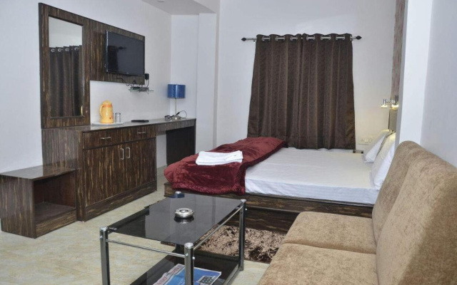 Goroomgo Kanha Inn Lucknow