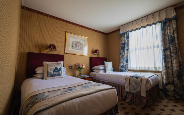 London Lodge Hotel