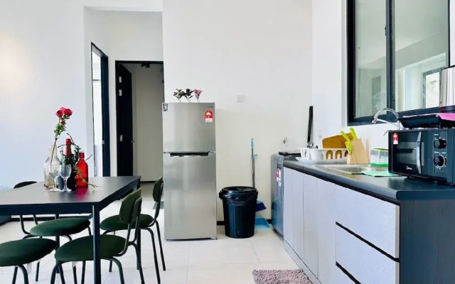 OYO Home 90978 Bqs Studio Homestay