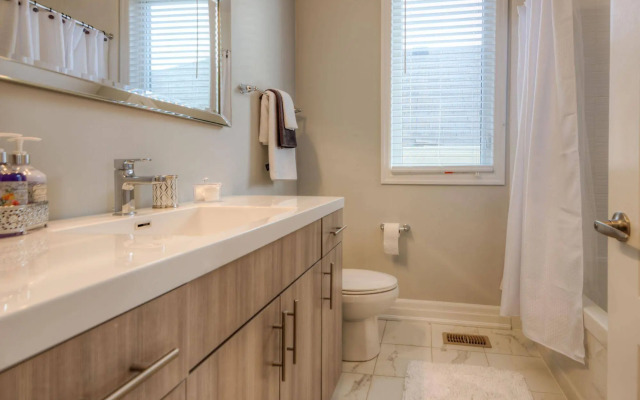 Executive Kitchener Home