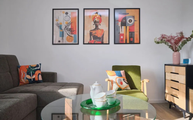 LAV Central Apartment by Litto