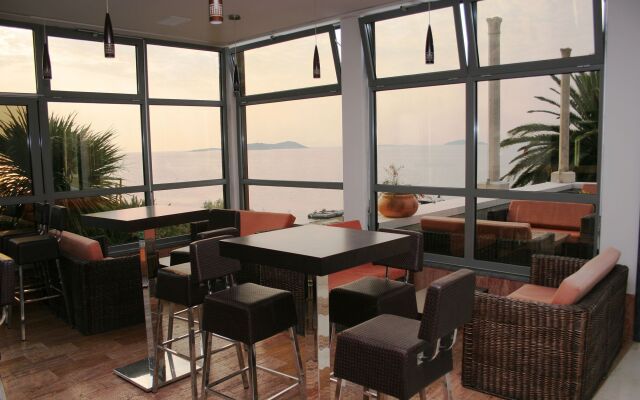 Hotel Indijan