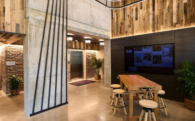Moxy Charleston Downtown