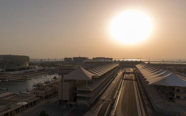 Al Raha Beach Hotel