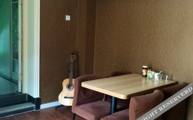 Xiti Shanglv Hotel