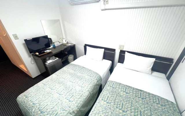 Business Inn Sennichimae Hotel