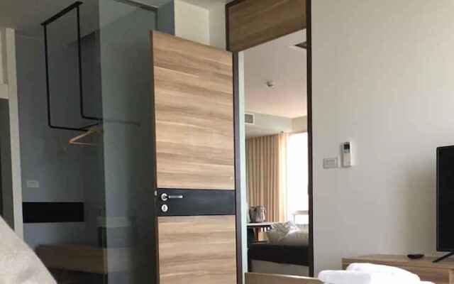 Luxury Beachfront Condo Hua Hin