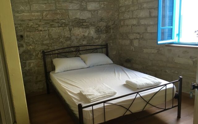 Zouglas App
