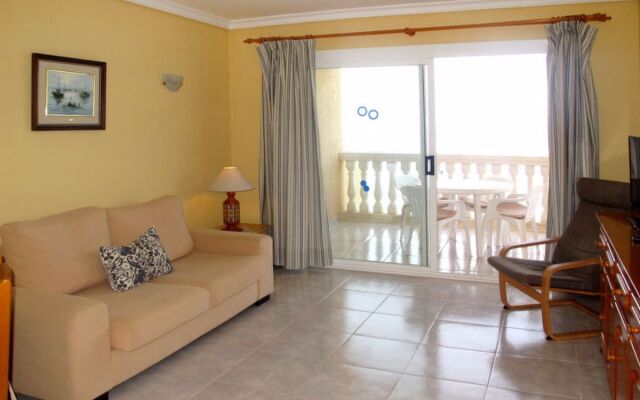 Apartamentos Amores (TEL200)