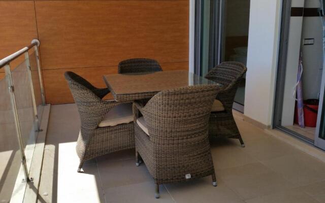 AT02 Luxury Penthouse 1 Bed, Verandas do Mar