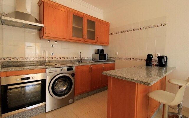 Disinfected Apartment - Armação de Pera with Pool by Homing