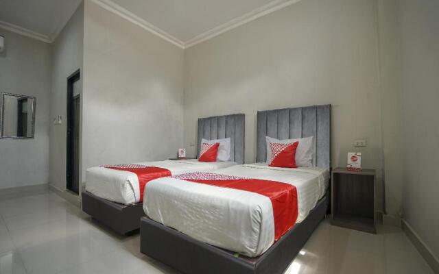 Indo Hotel