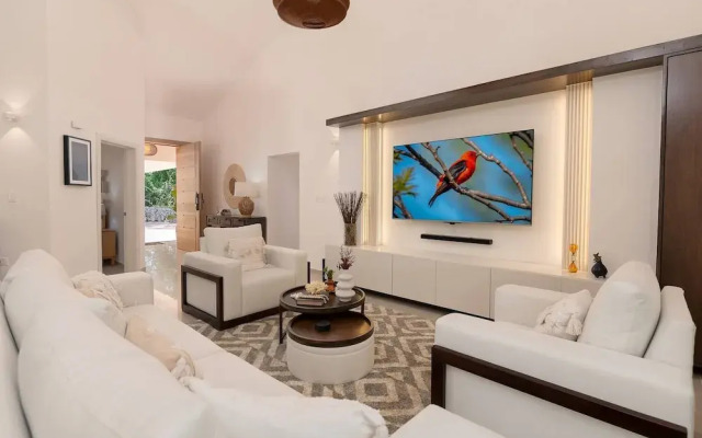 Villa Royale Luxury 4-bedroom Paradise In Sosua