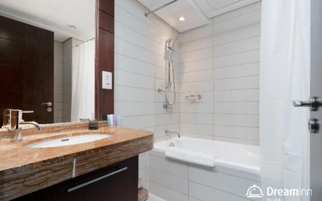 Dream Inn Dubai - Burj Views