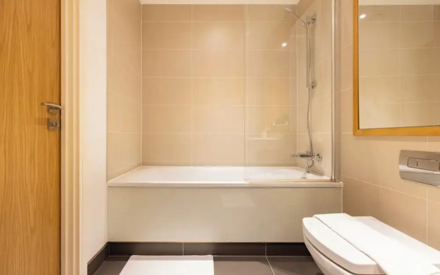 Modern 1 bed flat in Greenwich