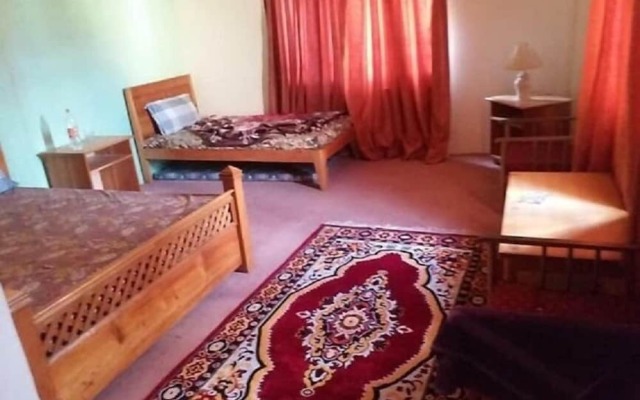 Hotel Kehkashan