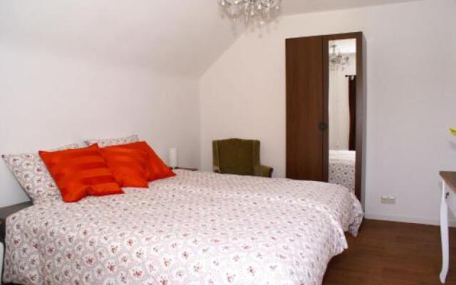 Bed and Breakfast de Meule Montfort