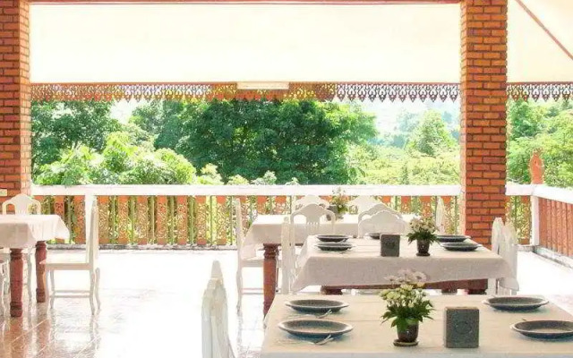 Mohn Mye Horm Resort & Spa