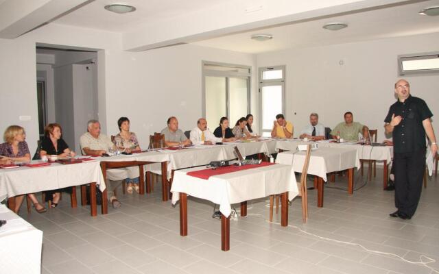 Hotel Piramida