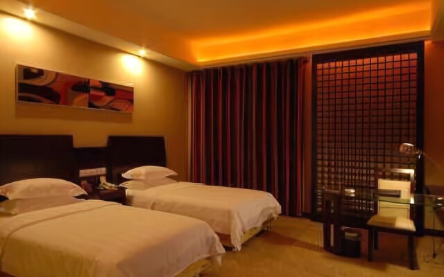 Parliz Commer Hotel