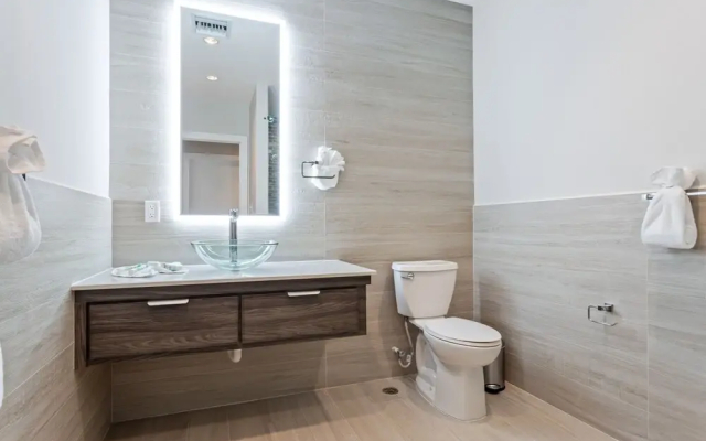 Sunset Caribe Belize