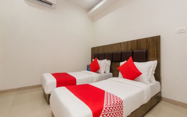 OYO 12043 Hotel Crystal Crown