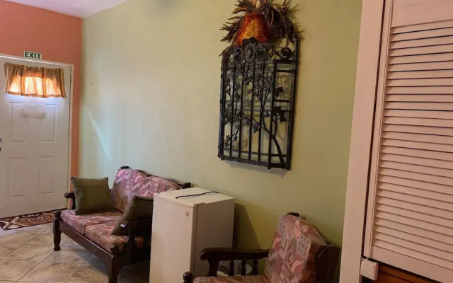 Carolyn's View Guest House