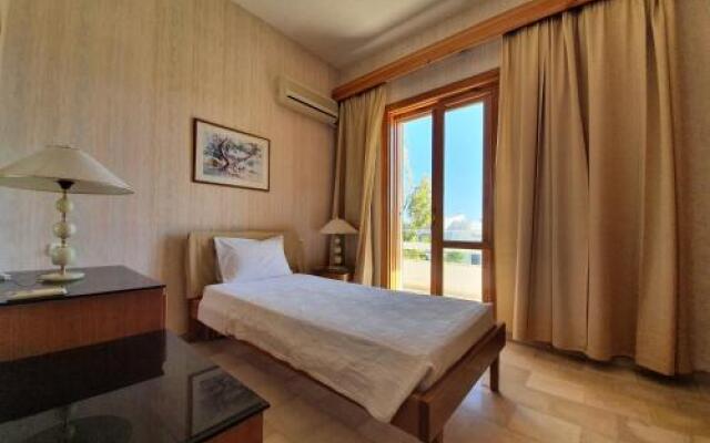 Elman Hotel