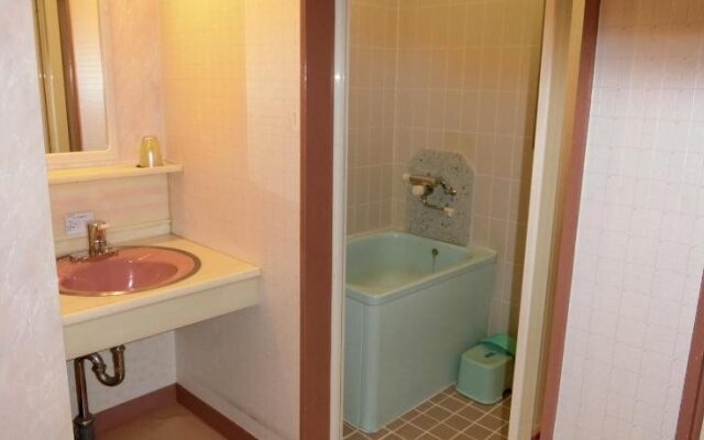 New Mondo Hotel