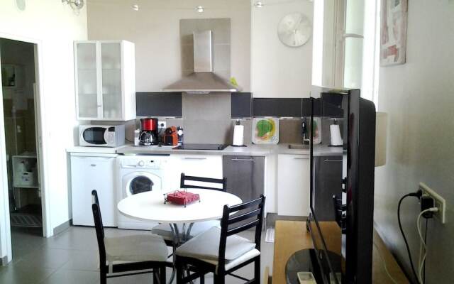 Studio in Cannes, With Wifi - 250 m From the Beach