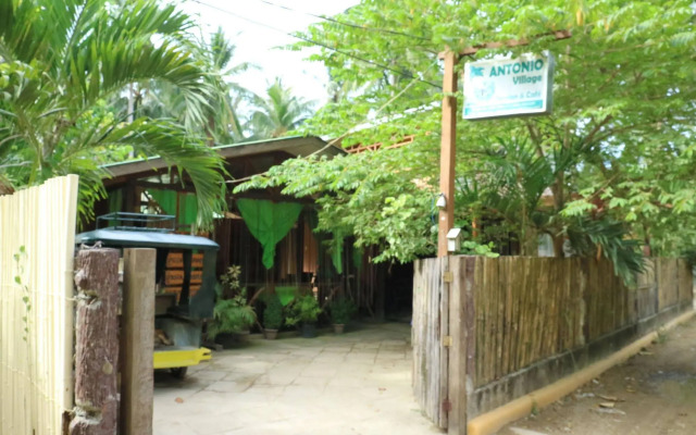 Antonio Village Pension and Cafe
