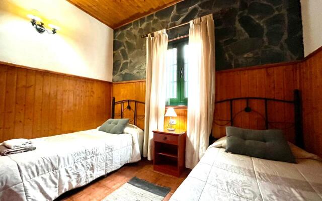 Casa Rural 3 con Barbacoa Cerca de Playa Hermigua